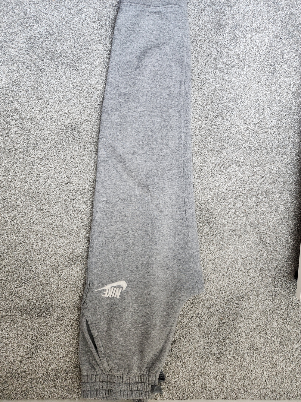 Nike Kids Gray Heather Fleece Joggers - Picture 2 of 3